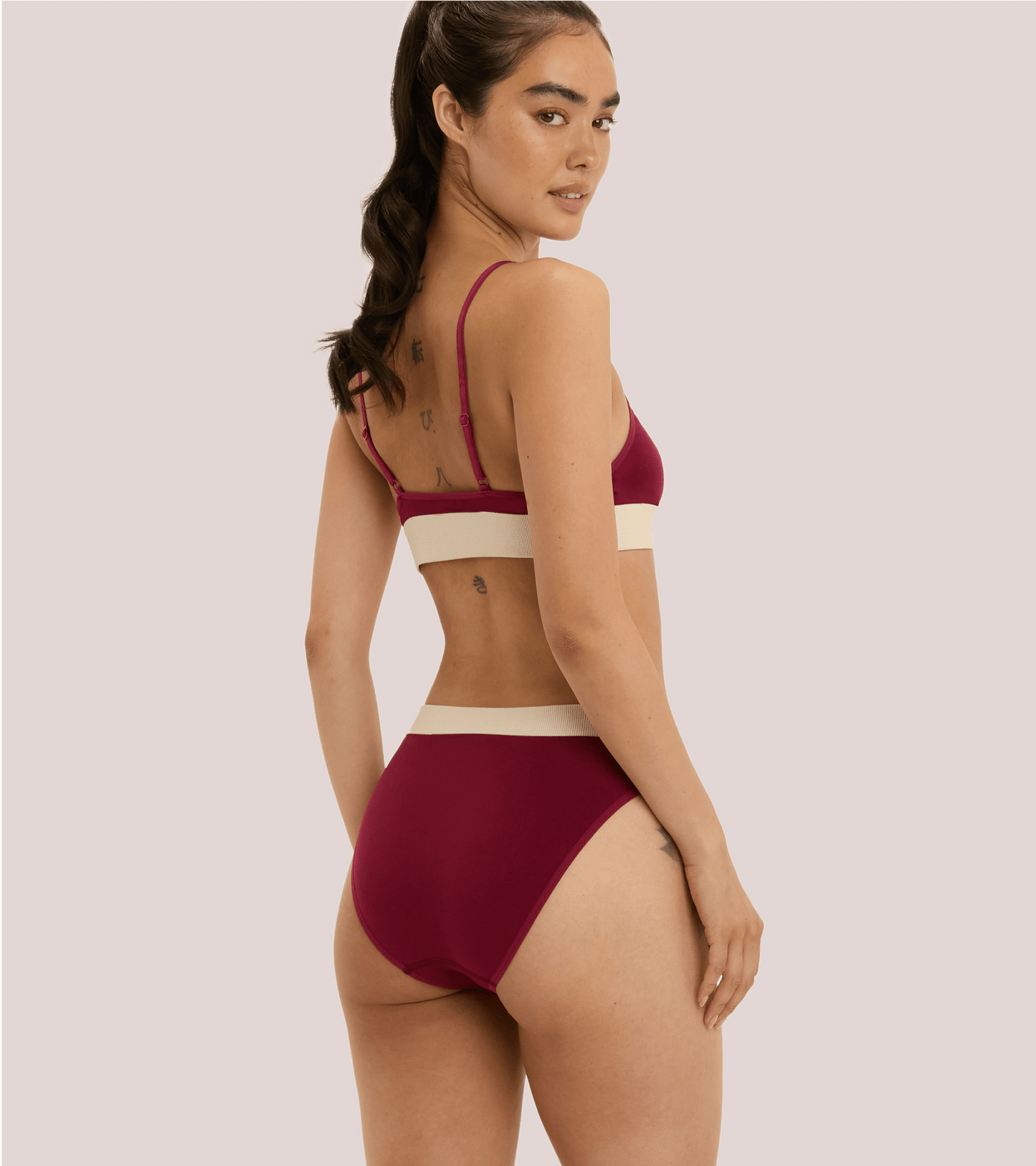 Sunday - Brief - Kirschrot